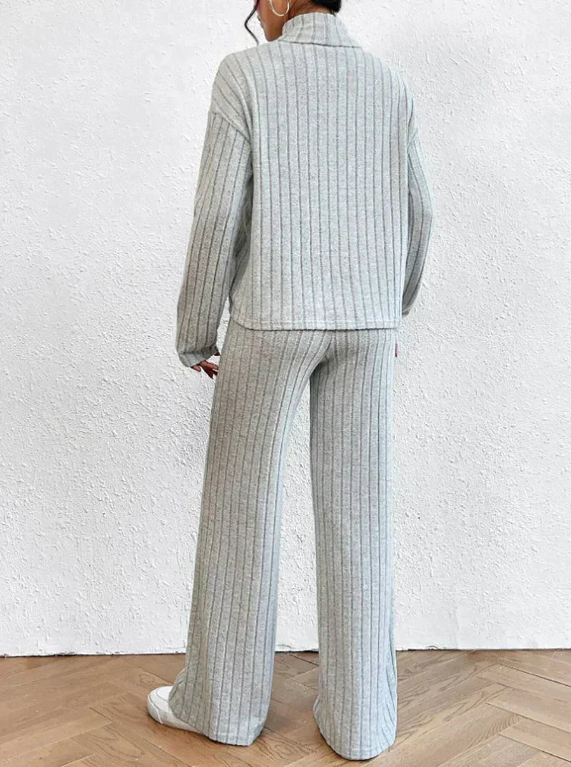 R&B | Gestrickte Hose und Rollkragenpullover für Damen