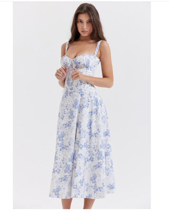 Trägerloses, tailliertes Kleid Success
