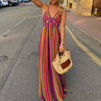 R&B | Vibrant Gestreiftes Maxikleid mit Taillenbetonung