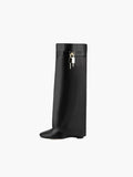 R&B | Stiefel - Damen - goldfarbene Schnalle Detail - nachhaltiger und tierfreundlicher Stiefel mit luxuriösem Aussehen