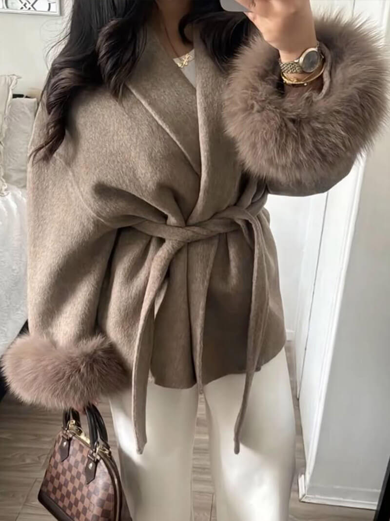 R&B | Mantel mit Kunstfellbesatz Eleganter Winter Kurzmantel