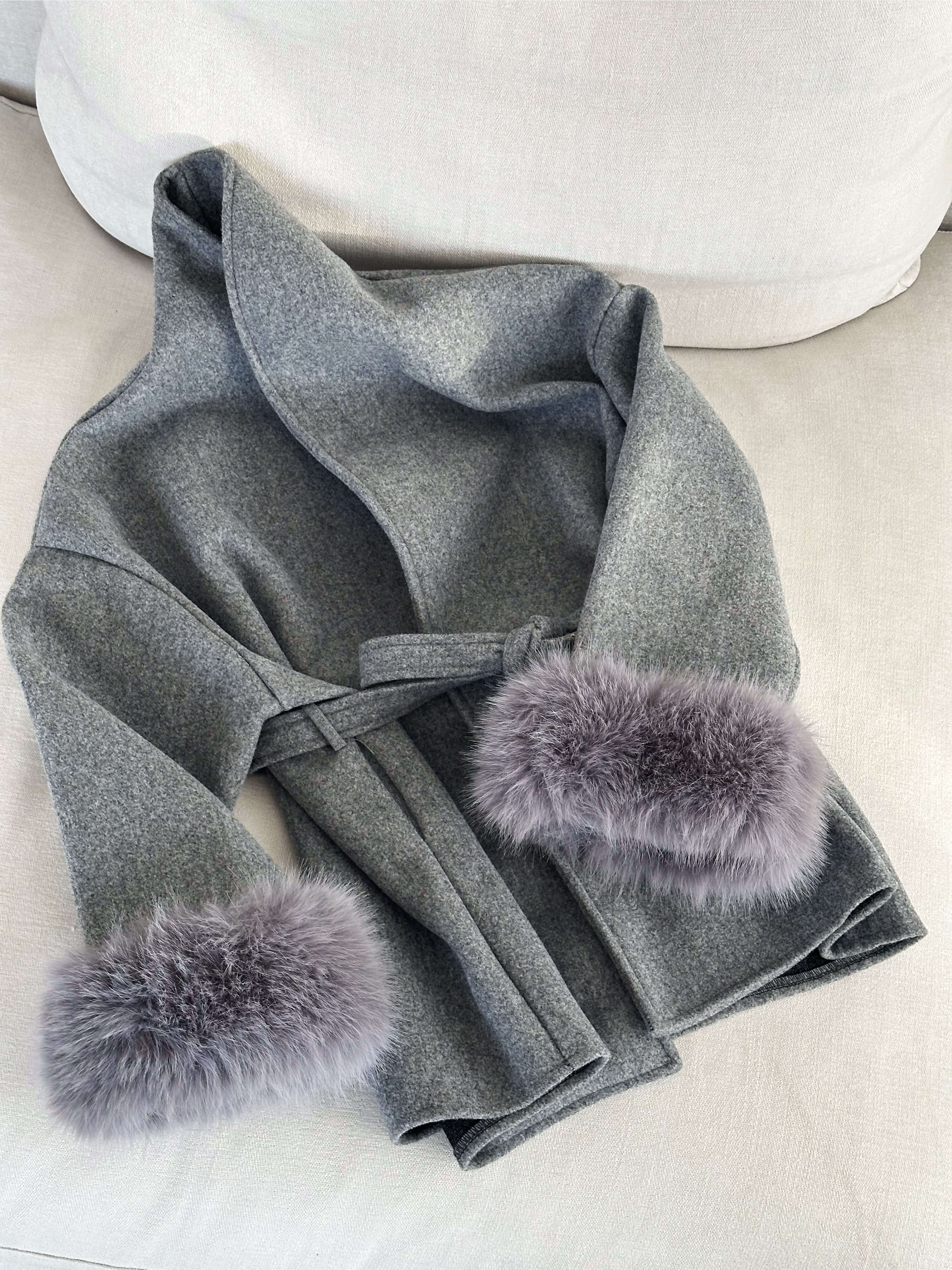 R&B | Mantel mit Kunstfellbesatz Eleganter Winter Kurzmantel