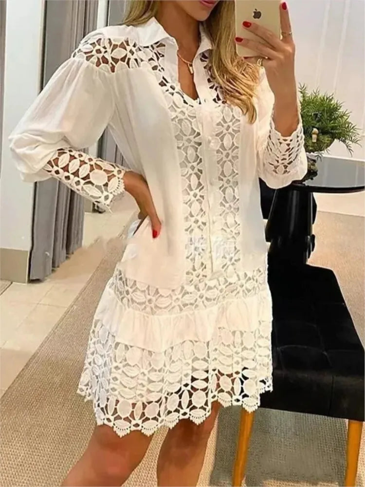 Elegantes Spitzenkleid mit langen Ärmeln für Frauen