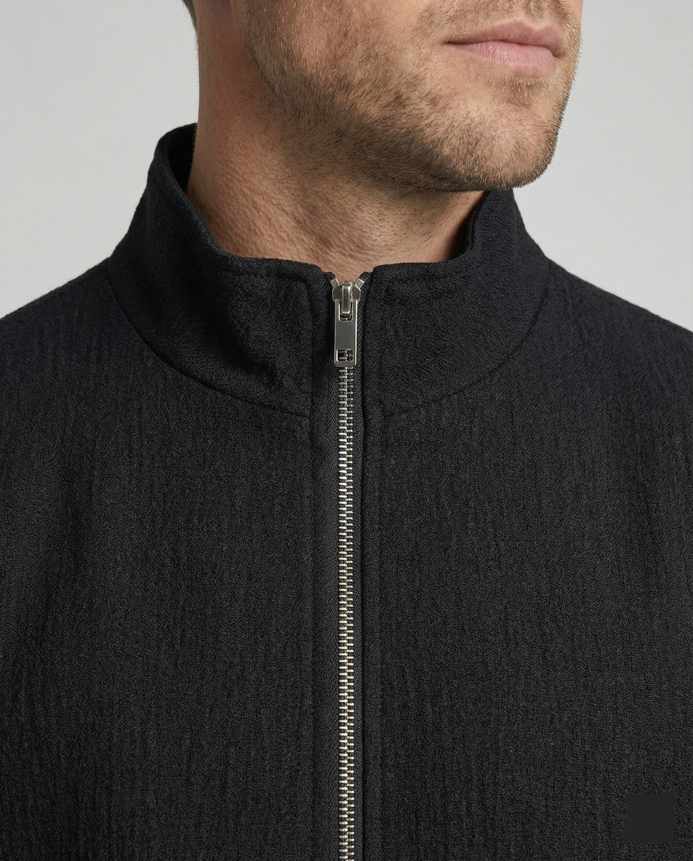 Strukturierte Boxy Jacke aus Wolle Seide mit Schulterpolstern