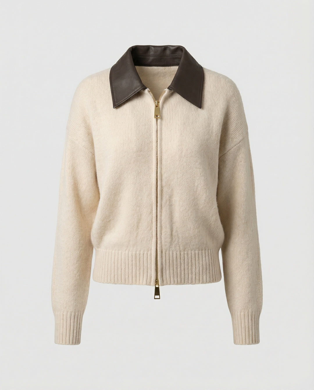 Stylischer Damen Strickpullover mit Lederkragen und Doppel-Reißverschluss Beige