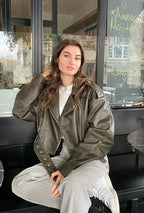 R&B | Damen verkürzte Kunstleder Bikerjacke mit taillierter Taille