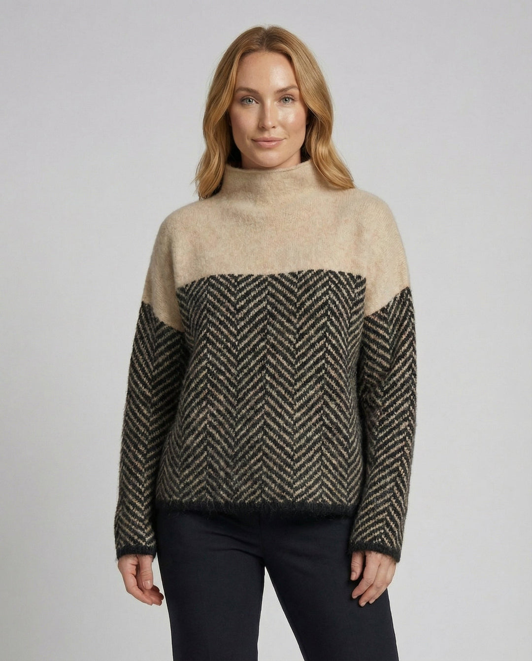 Weicher Elegante Rollkragenpullover | R&B
