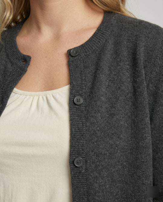 Damen Strickjacke V-Ausschnitt und passende Freizeit Hose
