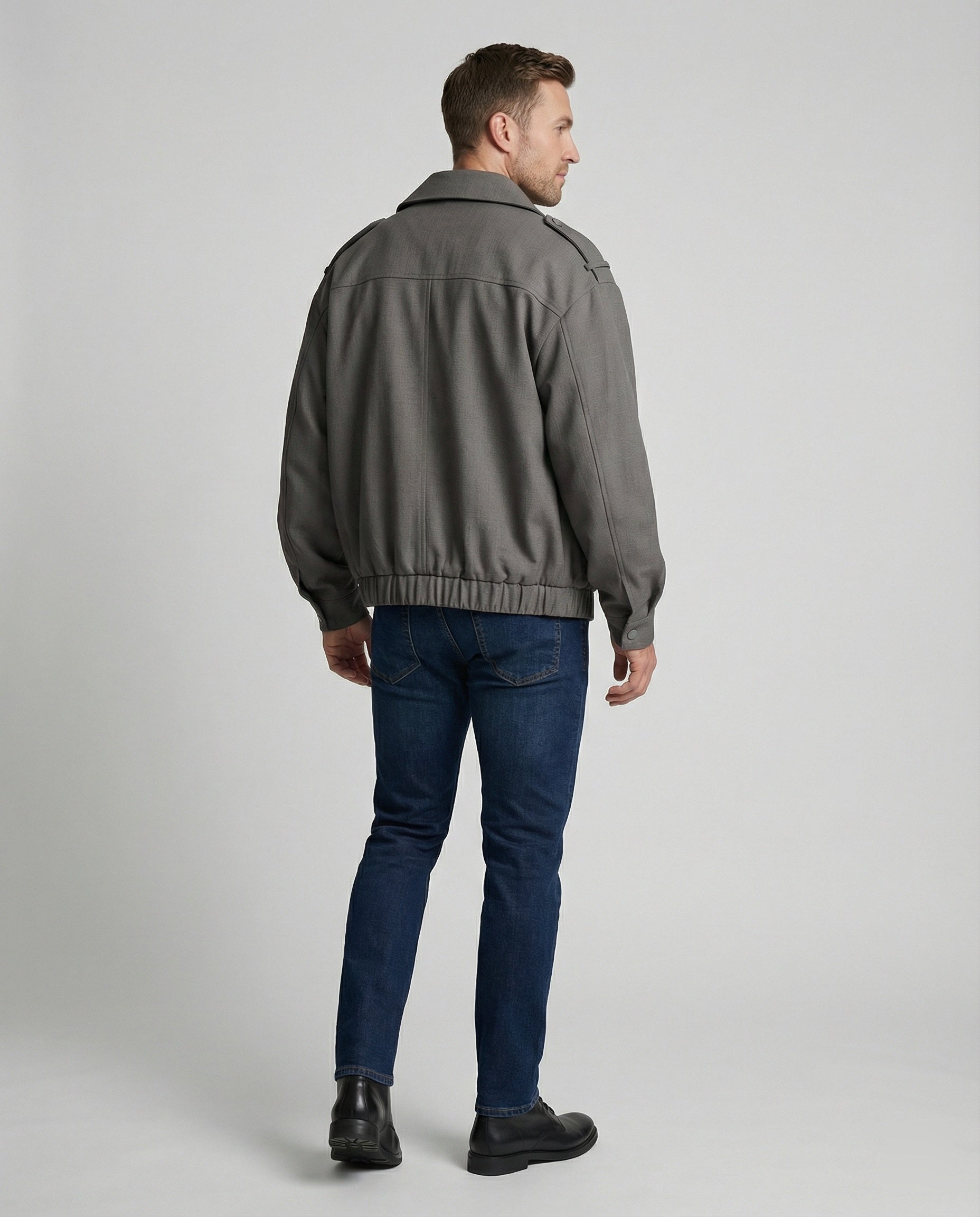Weit geschnittene Blousonjacke mit verdecktem Reißverschluss Druckknopfmanschetten und elastischem Saum R&B