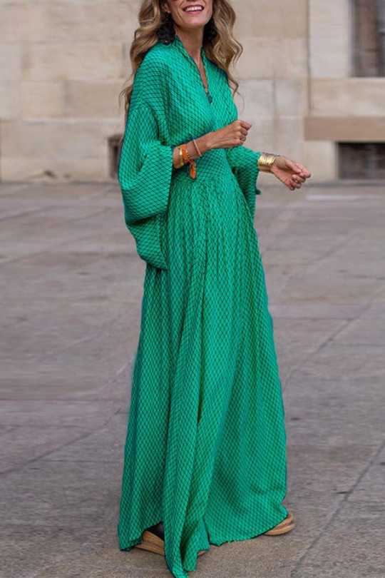 R&B | Elegantes Maxikleid mit Glockenärmeln