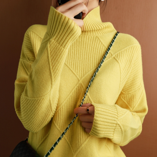 R&B | Weicher Rollkragenpullover für Kalte Tage