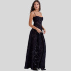 Maxi-Kleid aus Spitze mit eckigem Ausschnitt | Ayla