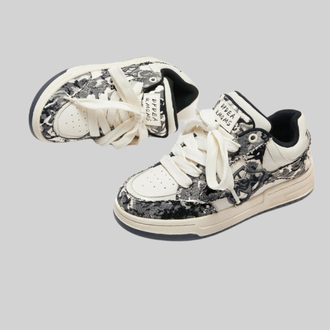 R&B | Sneakers - Casual - Retro Kreuz Graffiti