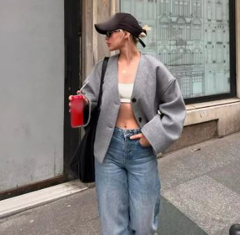 R&B | Trendige Kurze Jacke Minimalistisches Design Elegant und Modern