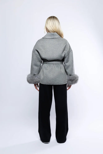 R&B | Damen Wickelmantel mit luxus Kunstfell und zeitlosem Design