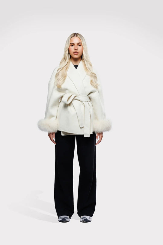 R&B | Damen Wickelmantel mit luxus Kunstfell und zeitlosem Design
