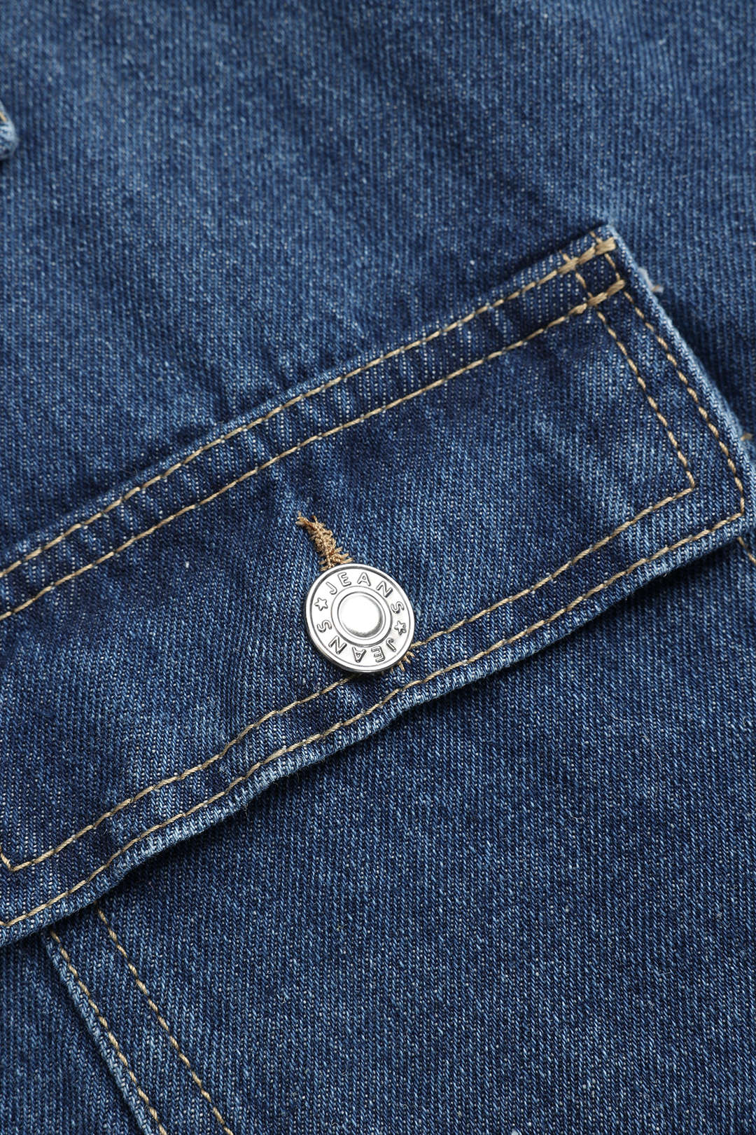 R&B | Taillierte Denim Jacke Modern und Vielseitig