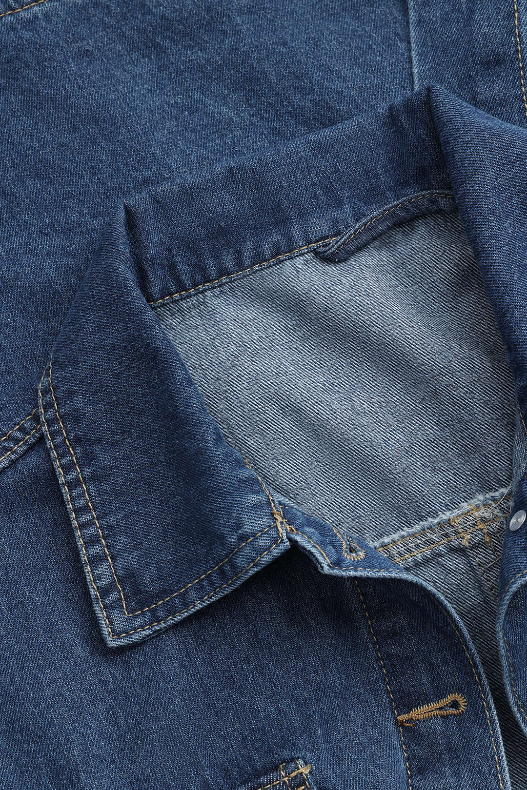 R&B | Taillierte Denim Jacke Modern und Vielseitig