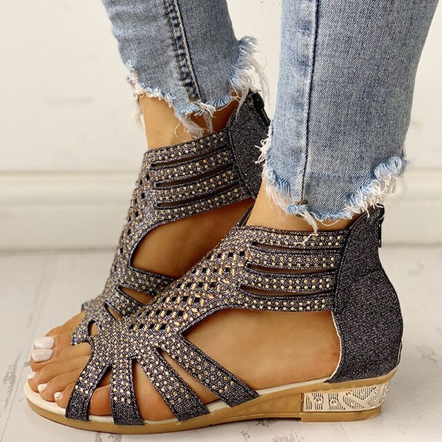 R&B - Orthopädische Sandalen mit niedrigem Absatz