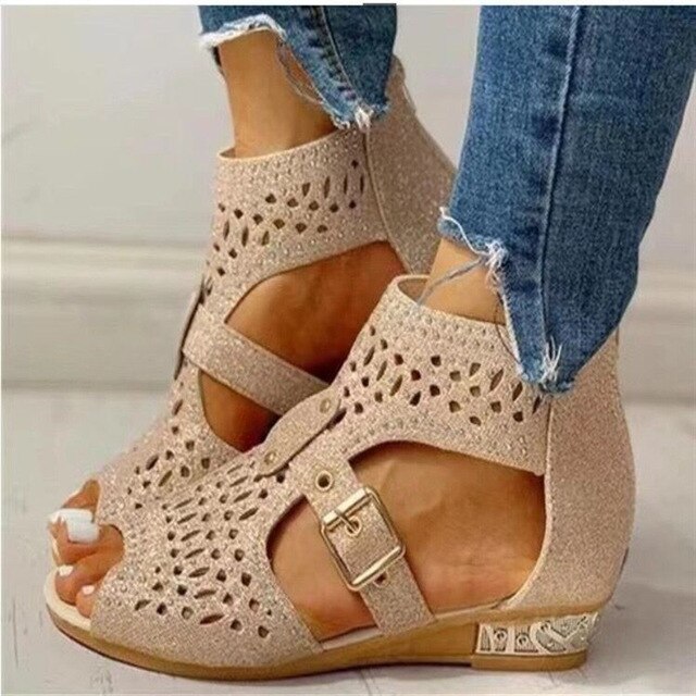 R&B - Orthopädische Sandalen mit niedrigem Absatz