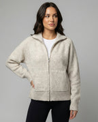 Weiche kurz geschnittene Strickjacke mit Reißverschluss für Damen