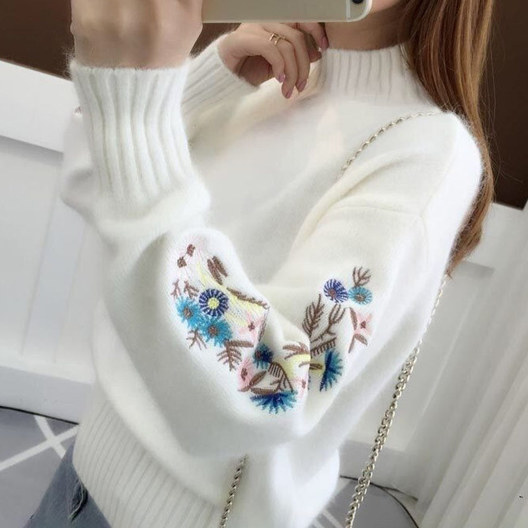 R&B | Strickpullover mit floraler Stickerei