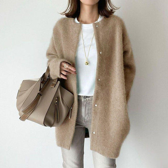 R&B | Langärmelige Strickjacke mit Knöpfen