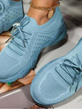 Hellgraue Sneakers R&B