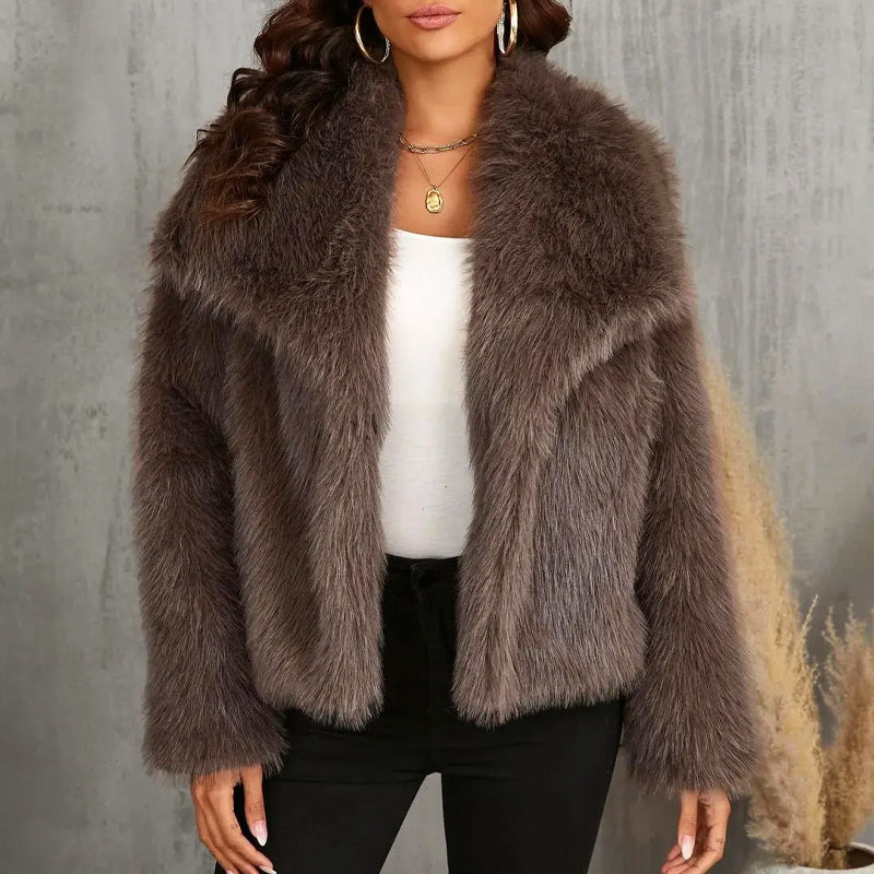 R&B | Kurz Geschnittene Faux-Fur-Jacke mit Übergroßem Kragen