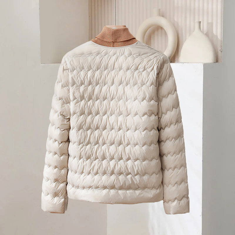 R&B | Dünne Daunenjacke mit Verstellbarem Ausschnitt und Druckknöpfen