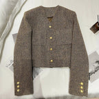R&B | Cropped Blazer – Taillierter Schnitt mit Goldfarbenen Knöpfen
