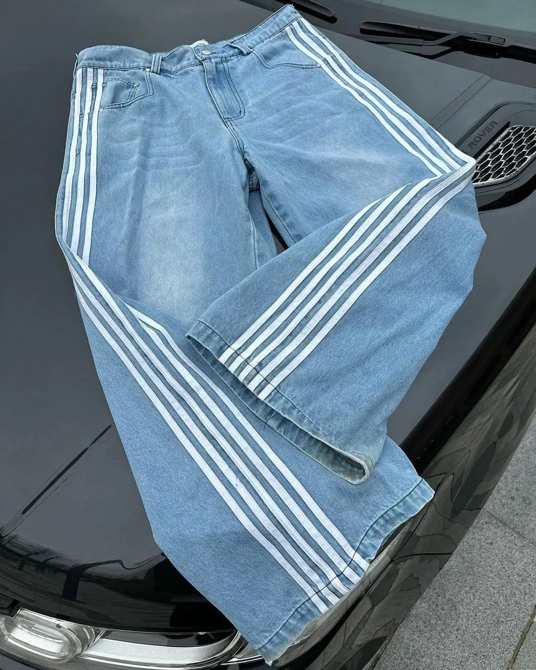 R&B | Baggy-Jeans mit hoher Taille