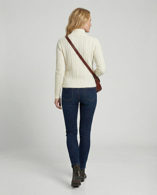 Damen Strickjacke mit Stehkragen und Zopfmuster in Weiß