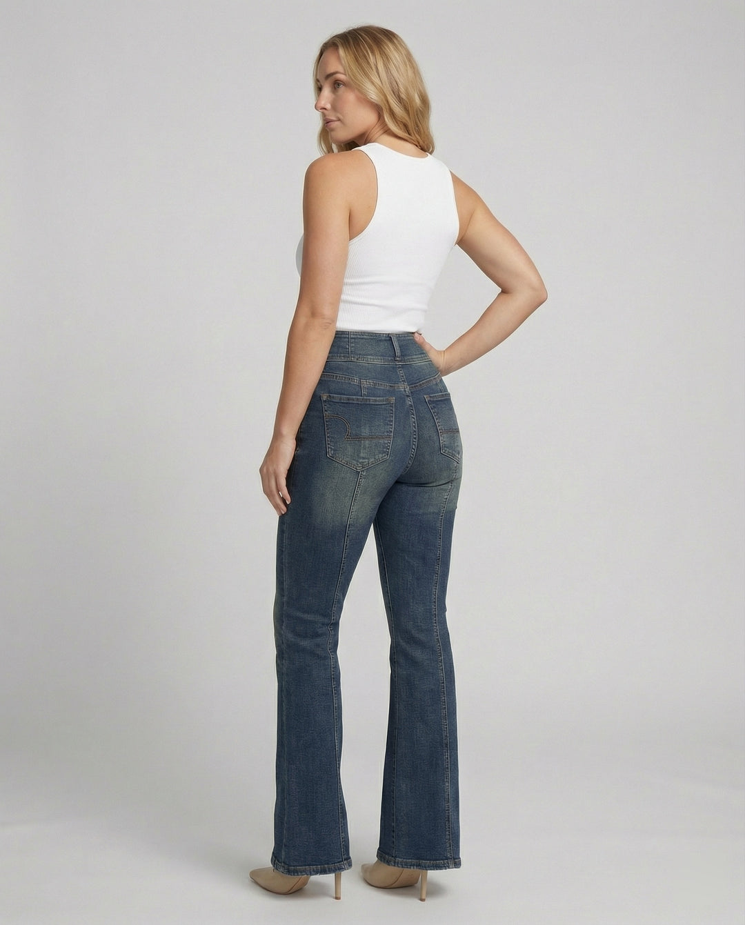 Seagull Jeans: Blaue High-Waist Denim für perfekten Sitz