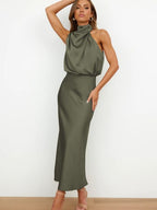 R&B | Elegantes Satin-Halterhalskleid für Frauen