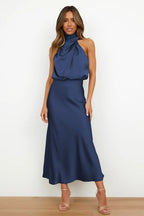R&B | Elegantes Satin-Halterhalskleid für Frauen
