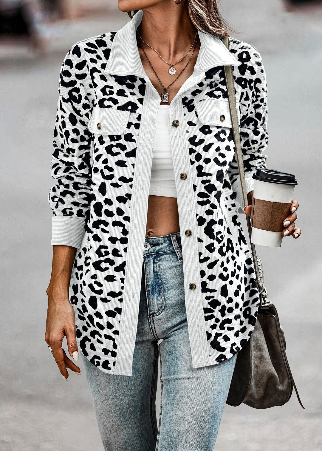 R&B | Dschungel Chic Leopardjacke Mit Modernem Muster
