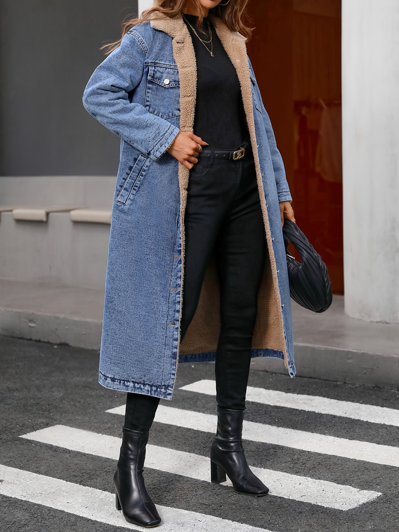 R&B | Getragene Kurze Blaue Jeansjacke