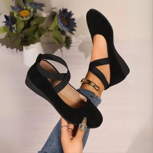 Bequeme Schuhe mit elastischen Riemen R&B R&B