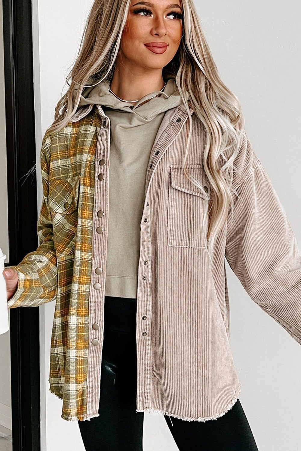 R&B | Zweiseitige Hemdjacke Karomuster und Corddesign Stil und Komfort
