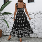 R&B | Kleid mit ethnischem Strapsdruck
