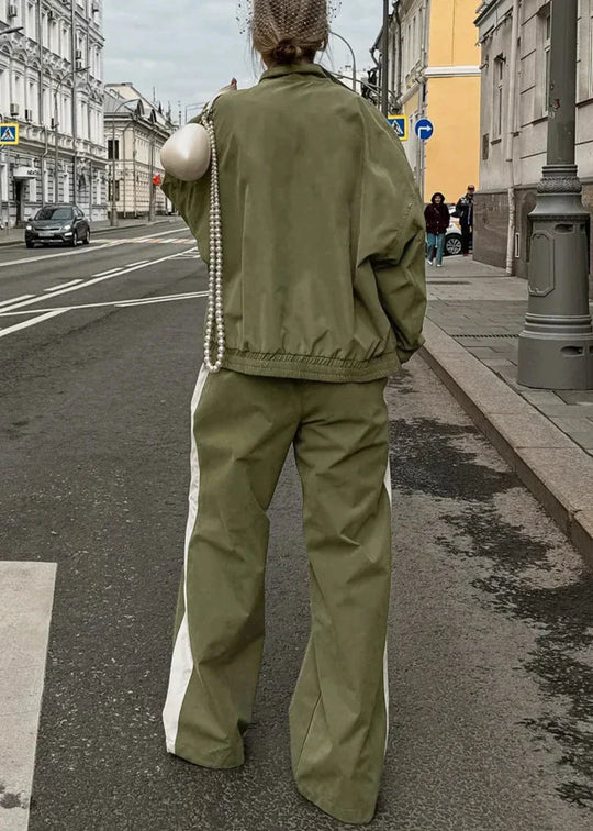 R&B | Edge - Kontrast Reißverschlussjacke und weit geschnittene Hose Set