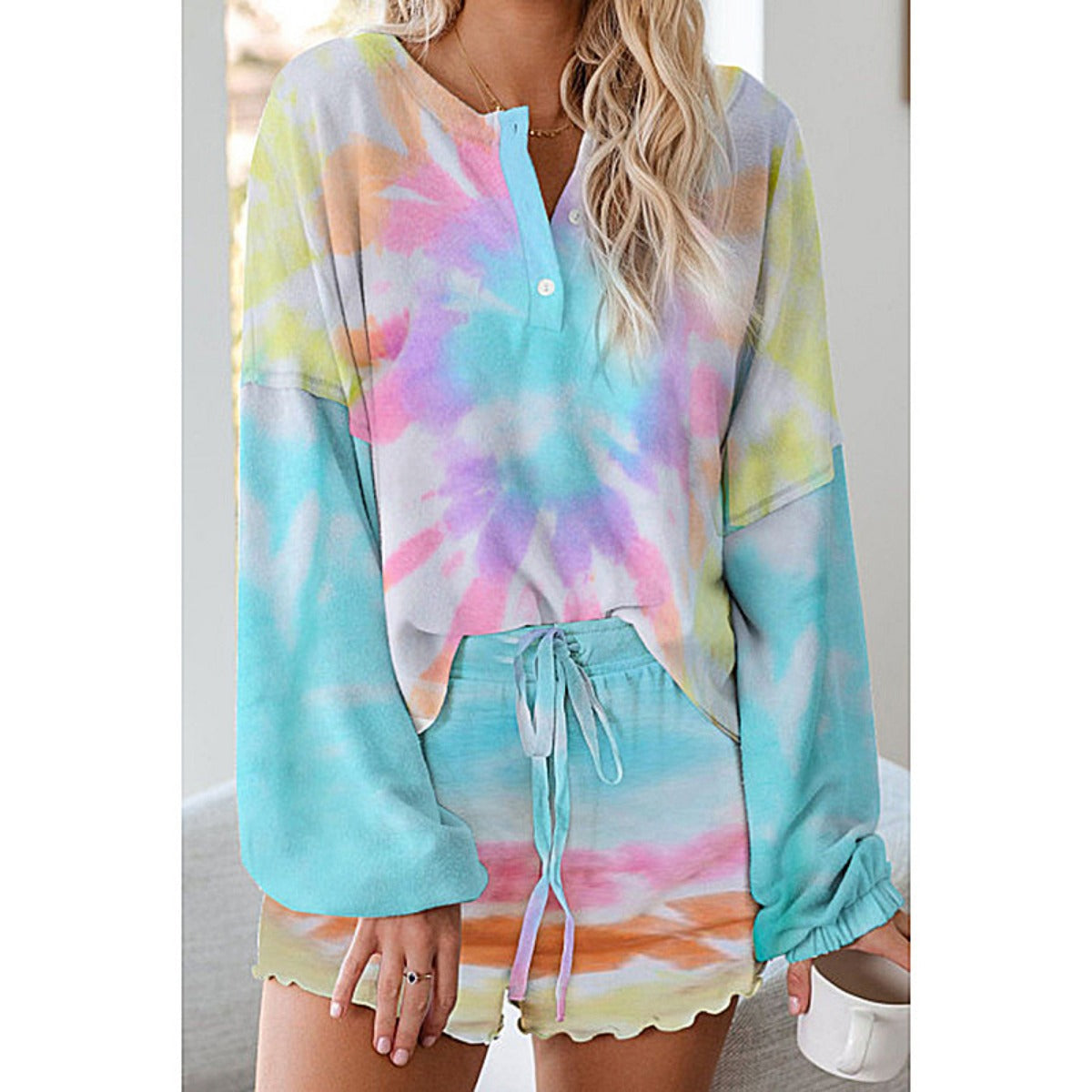 R&B | Batik bedrucktes Langarm-Shorts-Set
