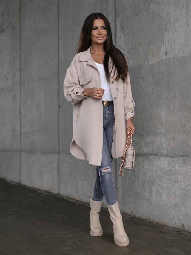 R&B | Lange Hemdjacke mit Knöpfen, Wollkragen und Revers
