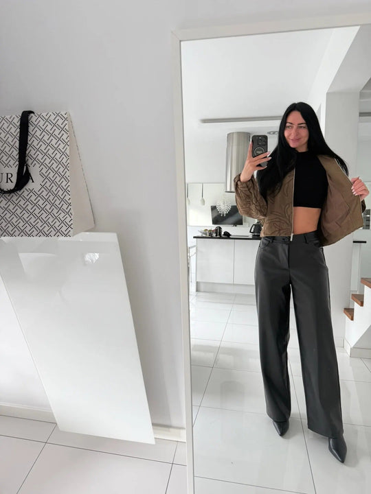 R&B | Bomberjacke mit Wildlederstruktur und Stickerei