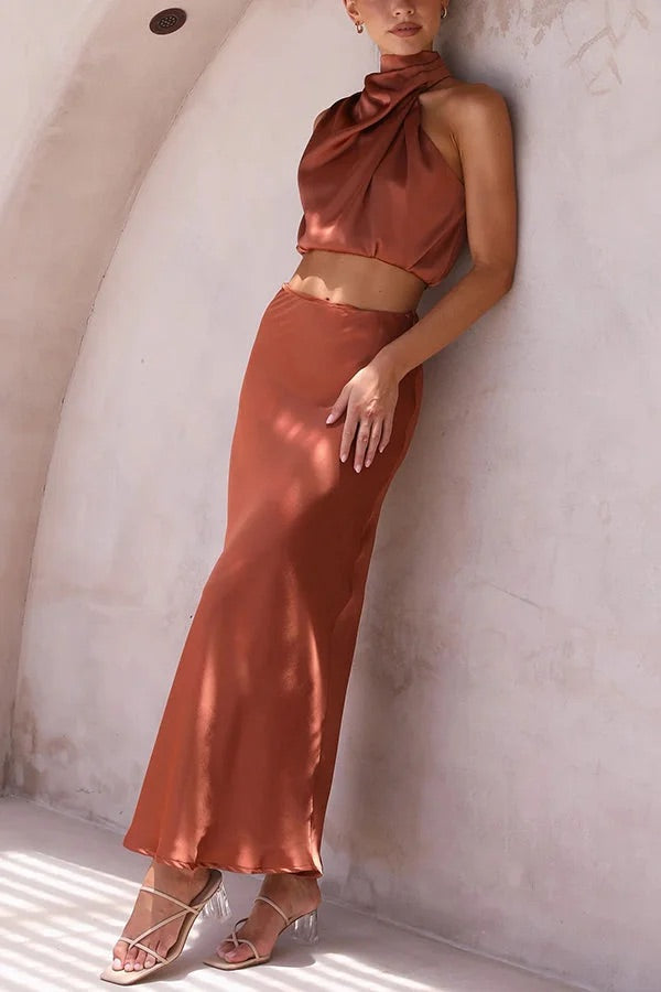 R&B | Solch Eine Stimmung Hochgeschlossene Satin Drapiert Maxirock Set