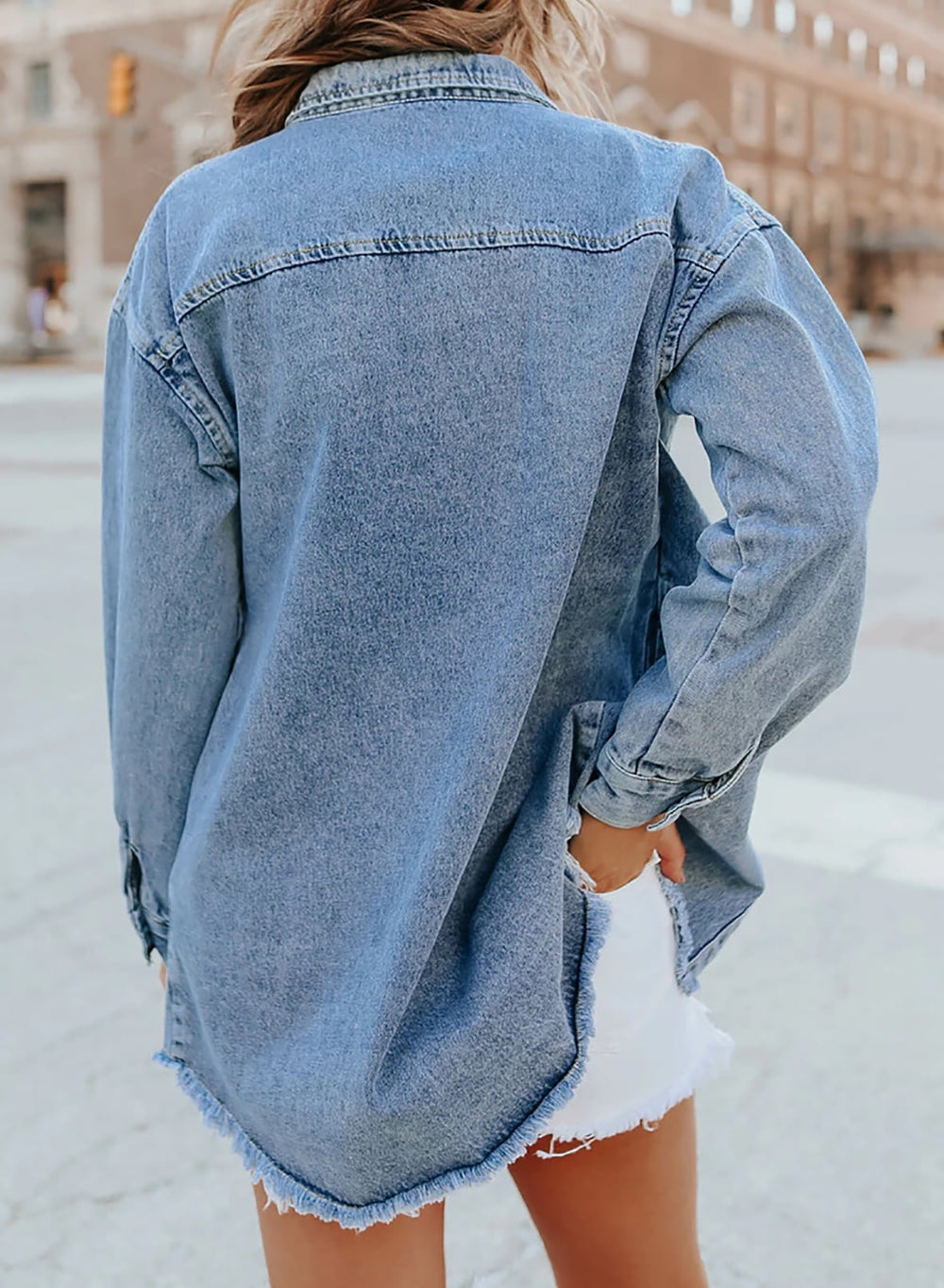 R&B | Mach jedes Outfit schöner mit dieser Jeansjacke