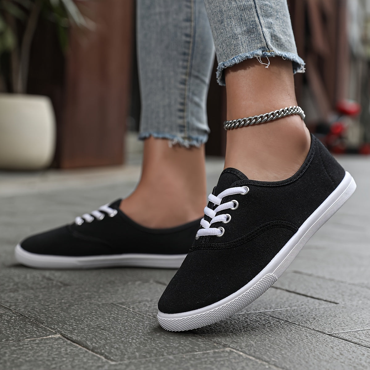 Heidi-Mode | Bequeme Niedrige Canvas Sneakers In Weiß