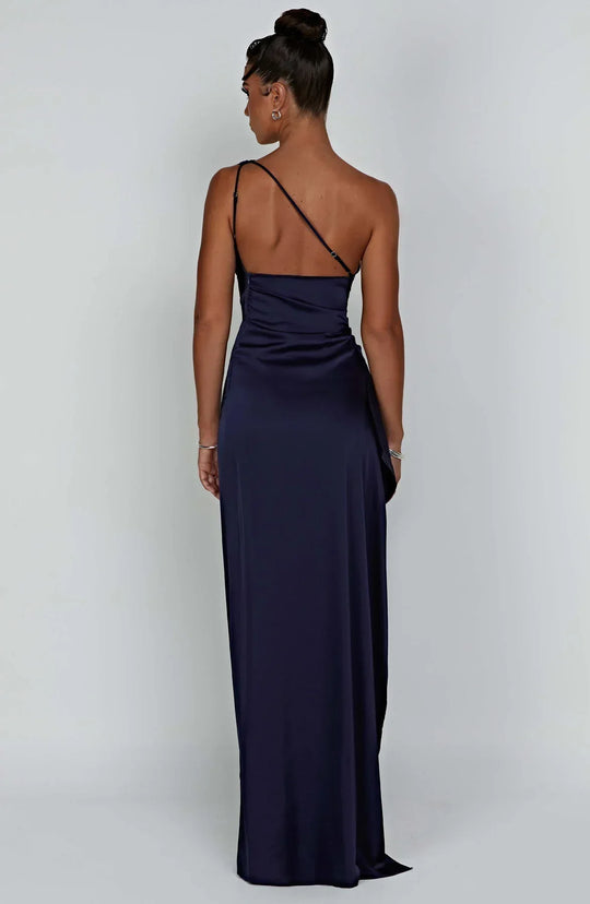 R&B | Elegantes Ein-Schulter-Kleid mit Schlitz