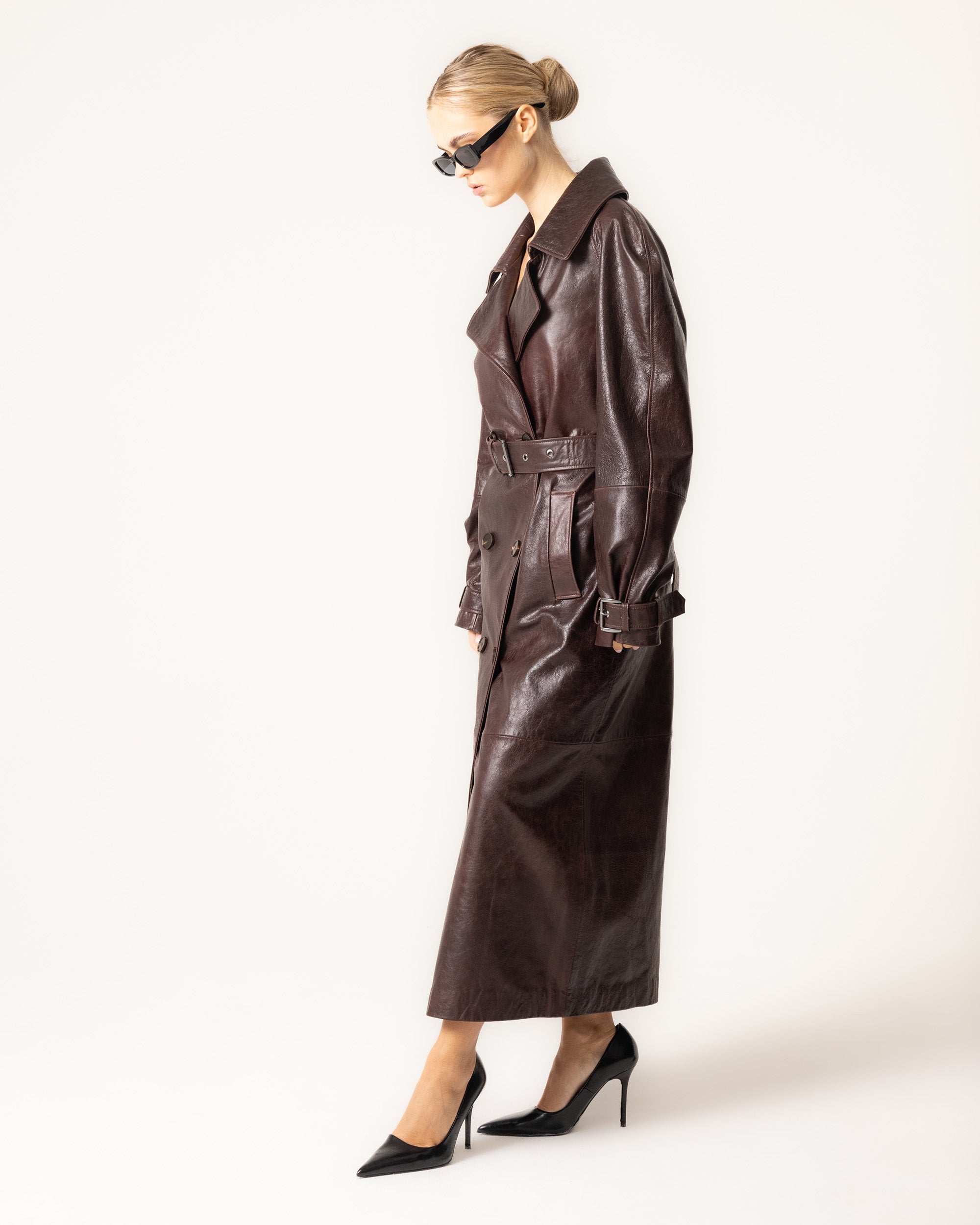 R&B | Leder Trenchcoat - Damen mit Gürtel